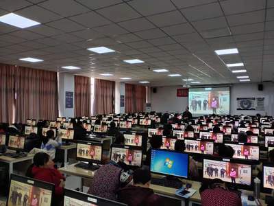 我院“新型职业农民抖音、网红训练班”正式开班，赋能农业电商新技能